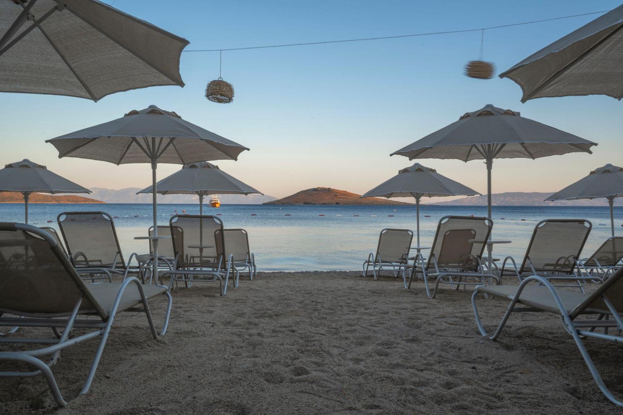 Regia Mare Beach Hotel & Spa Bodrum オータキャンツ エクステリア 写真