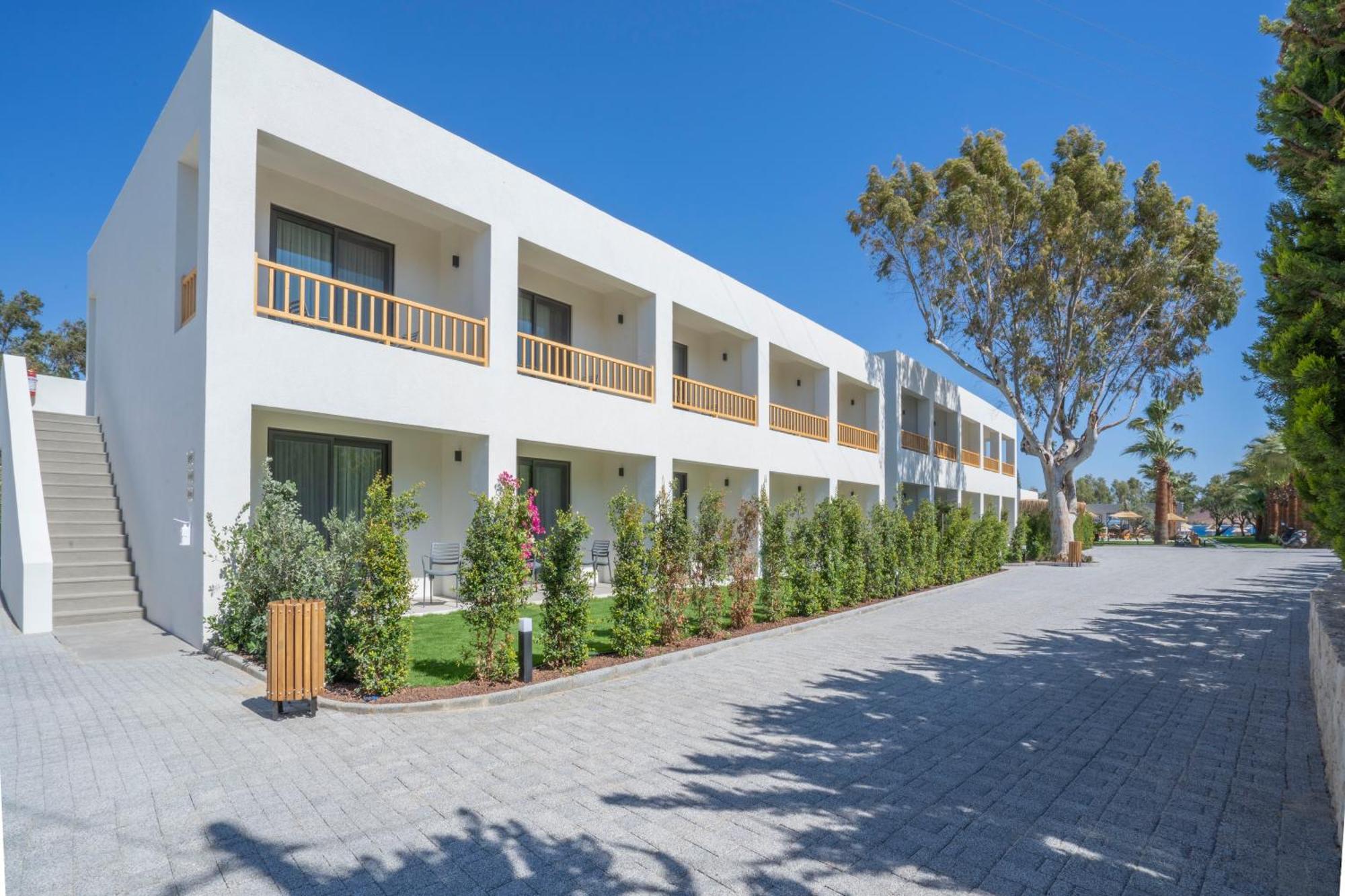Regia Mare Beach Hotel & Spa Bodrum オータキャンツ エクステリア 写真